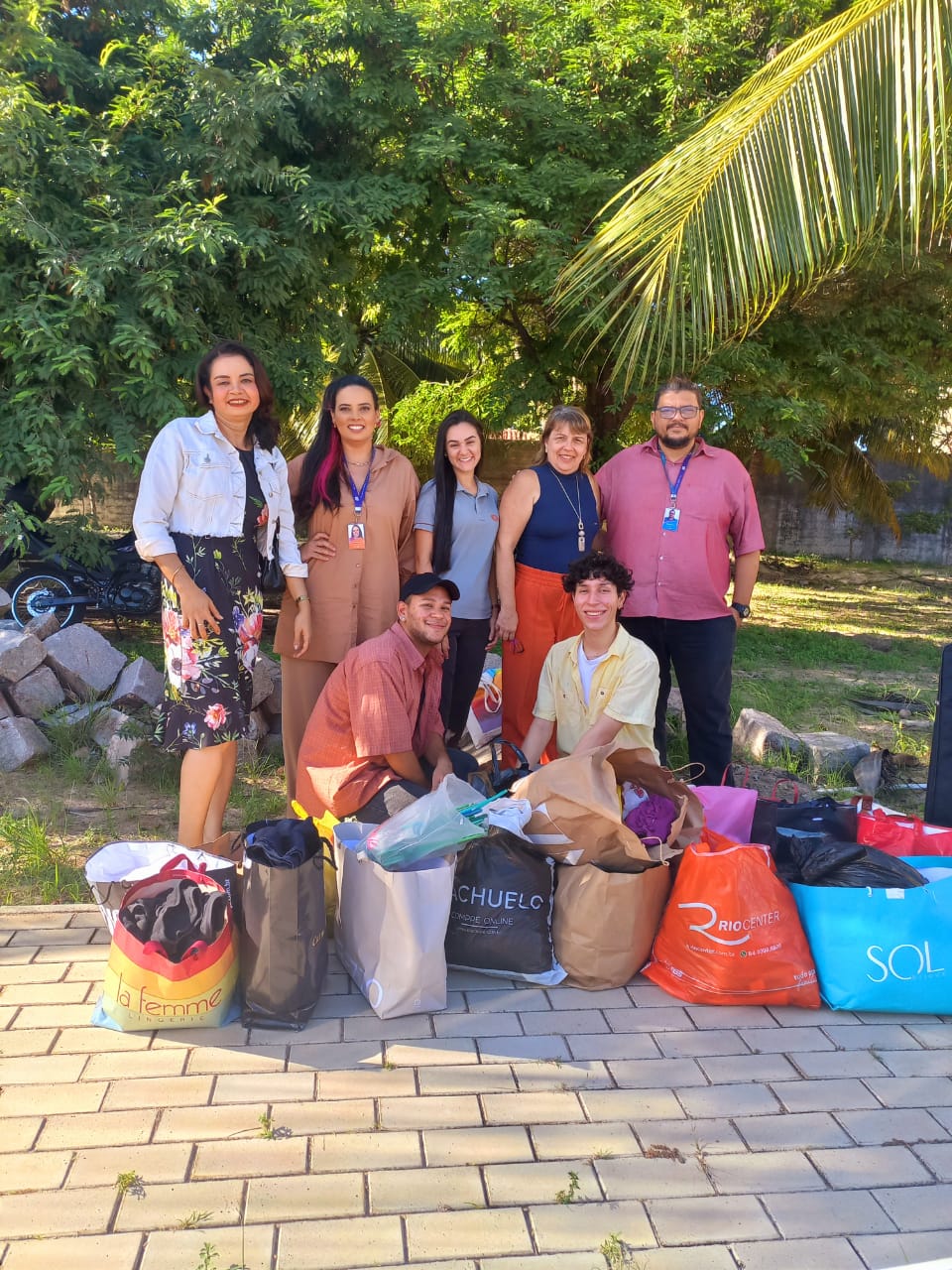 A ação de voluntariado da UnP realiza doação de roupas para 